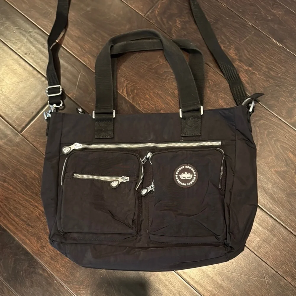 Crest Designs Black unisex Crossbody Bag